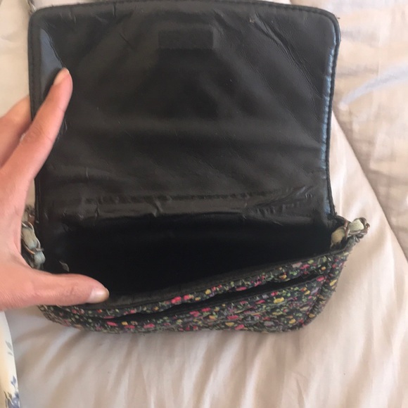 PINK by VS Flower Crossbody Bag - Picture 3 of 3